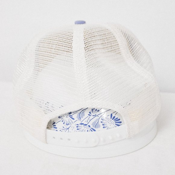 Vintage Hawaii Rainbow Snapback Trucker Hat - Picture 3 of 5